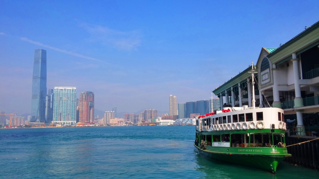 Central-Star-Ferry-ICC-as-backdrop