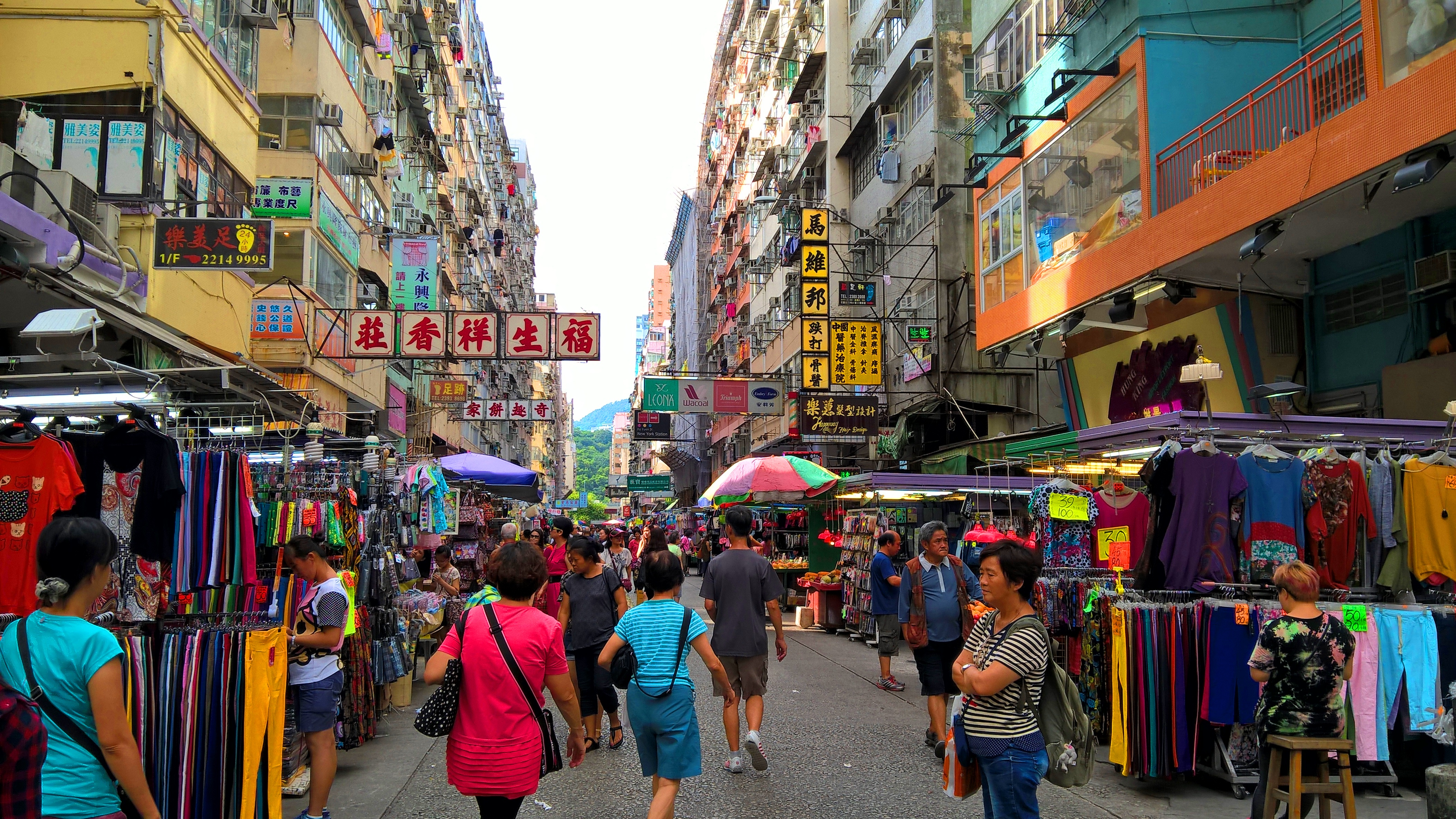 Fa Yuen Street Market is close to the hotels in Mong Kok
