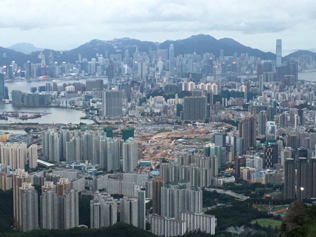 Hong-Kong-skyline-from-Kowloon-Peak