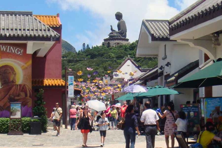 Ngong-Ping-Village-Big-Buddha-as-the-backdrop