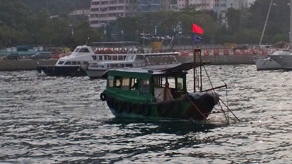 Aberdeen sea cleaner sampan in action