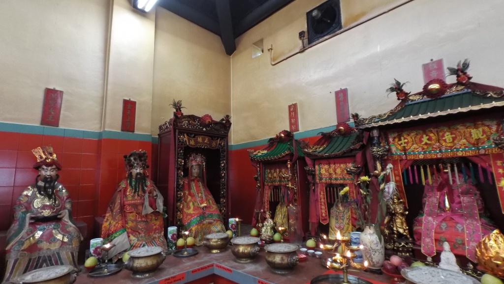 Stanley Tin Hau Temple statues of different Gods