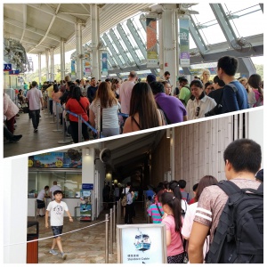 lots of people wait for cable car