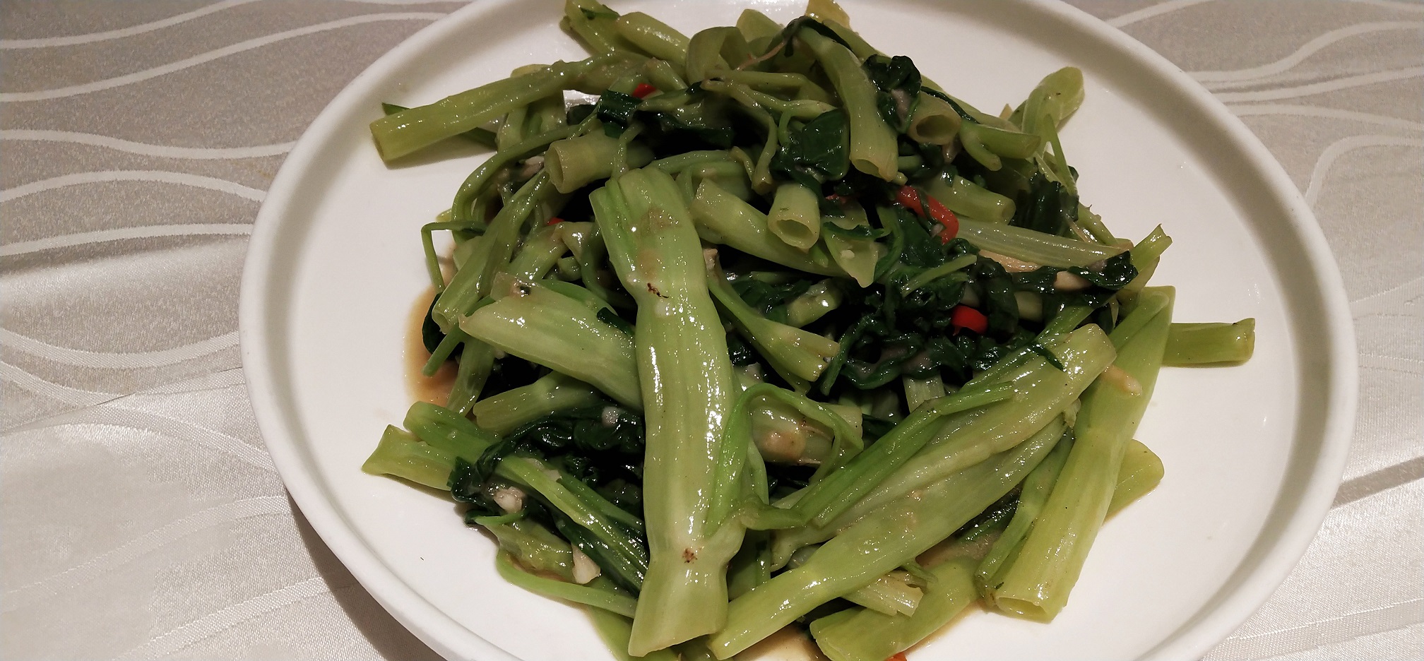 Green Stir-fried Water Spinach with Chili in Fermented Bean Curd Sauce