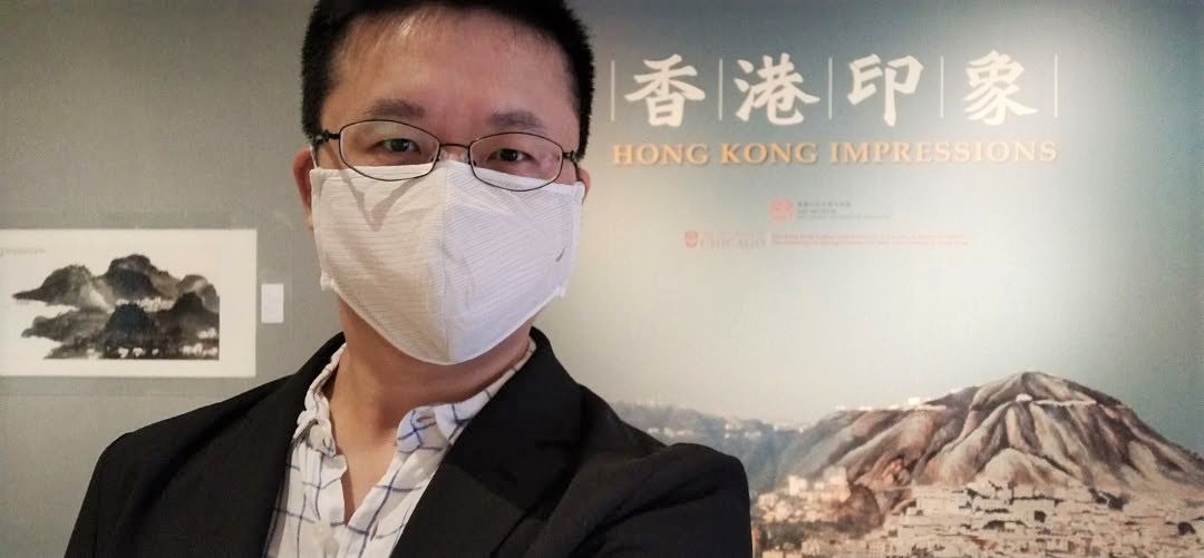 Frank took selfie at the Hong Kong Impressions Exhibition.