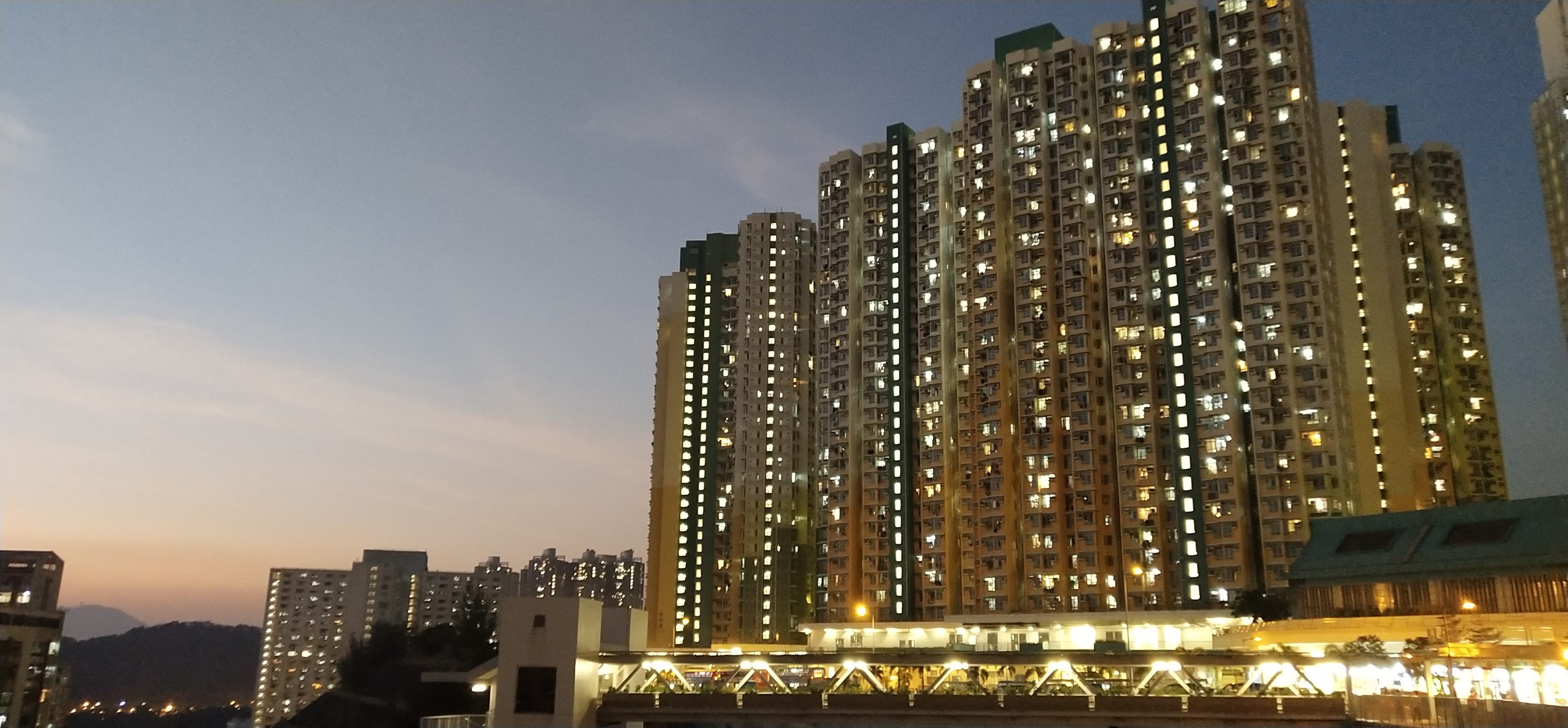 On Tai Estate night view