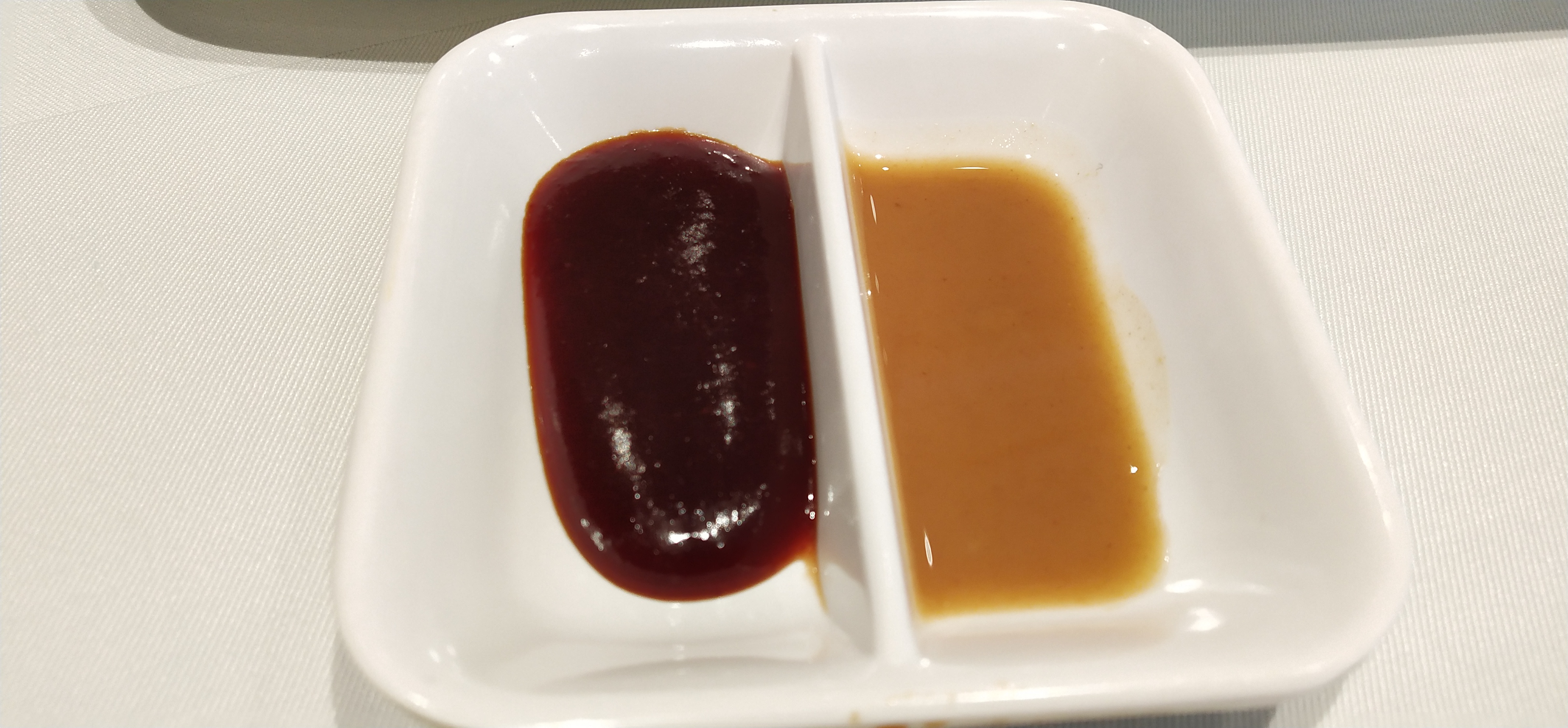 Sweet sauce (red) and sesame sauce