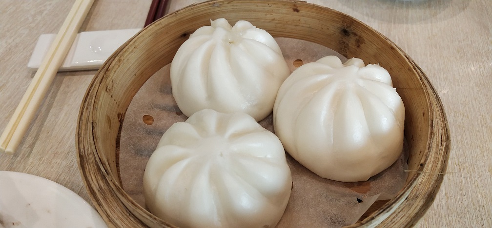 Steamed pork bun