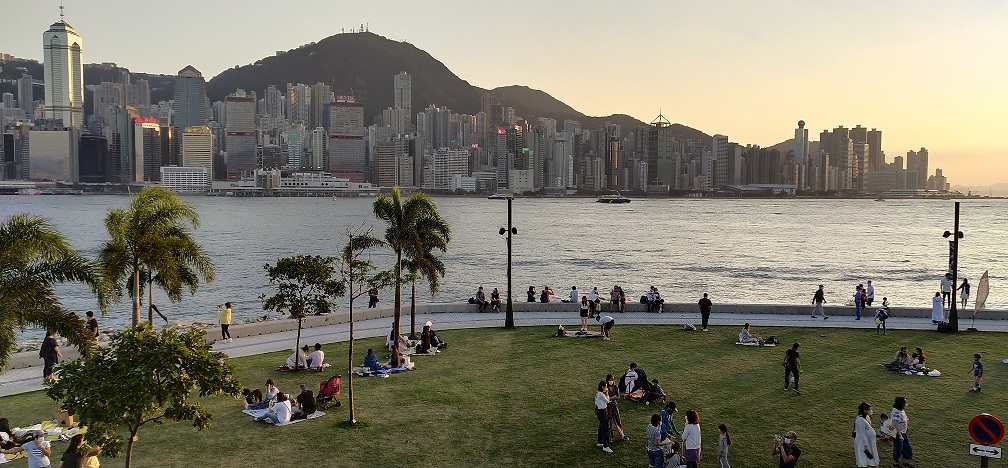 Locals have picnic at West Kowloon Waterfront.