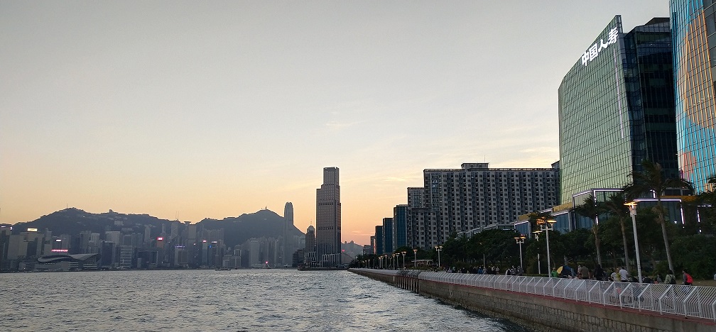 Hung Hom Waterfront Promenade has nice sea view.